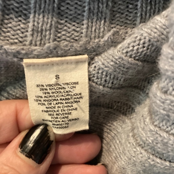 Anthropologie beautiful gray floral sweater with button detail size small EUC - Picture 3 of 5